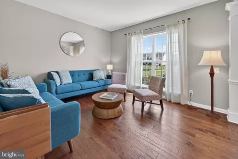 Living - 4 Randolph Ct, Mickleton, NJ 08056 photo 2 of 2