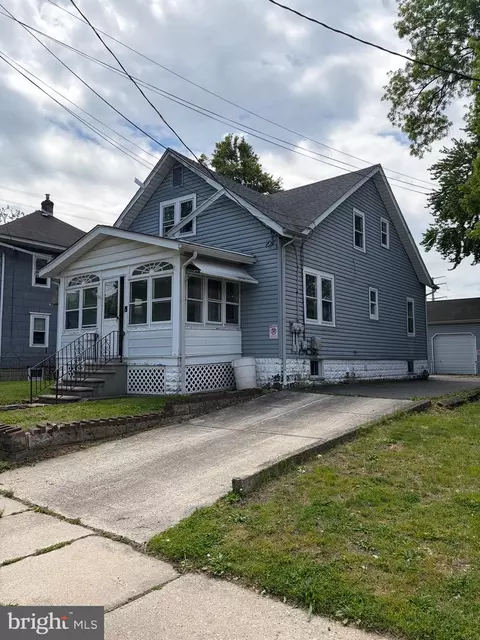 17 Progress Ave, Woodbury, NJ 08096