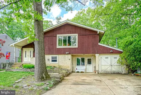 129 Karen Dr, Williamstown, NJ 08094