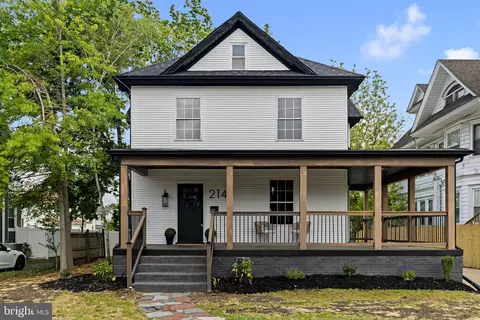 214 W Holly Ave, Pitman, NJ 08071