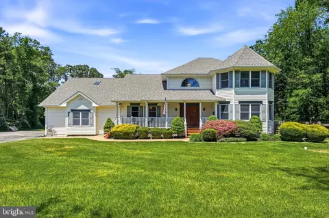 122 Lillian Ave, Sicklerville, NJ 08081
