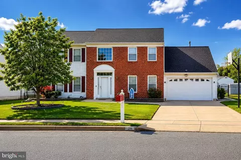 20 Cortland Ln, Sewell, NJ 08080