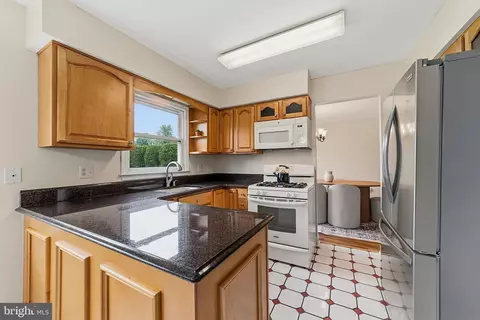 Kitchen - 9 Turner Ct, Sewell, NJ 08080 photo 2 of 3