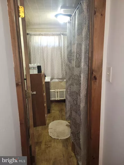Entry Way - 19 Euclid Ave, Pitman, NJ 08071 photo 4 of 4