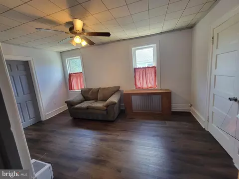 Living - 19 Euclid Ave, Pitman, NJ 08071 photo 4 of 5