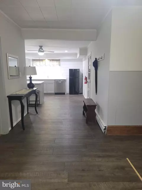Entry Way - 19 Euclid Ave, Pitman, NJ 08071 photo 1 of 4