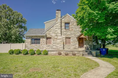 930 N Delsea Dr, Clayton, NJ 08312