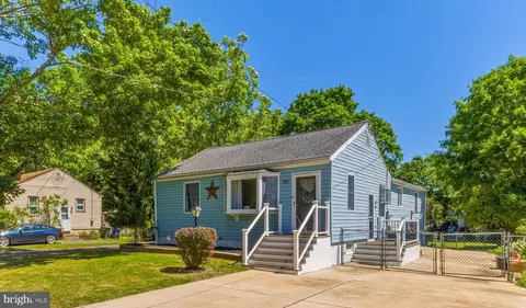 350 Lake Ave, Williamstown, NJ 08094