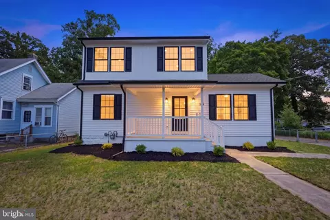 55 Clinton Ave, Mantua, NJ 08051