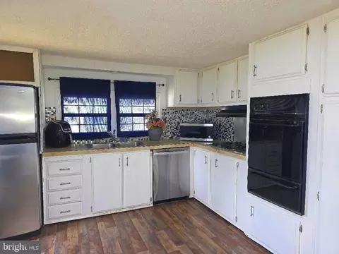 1762 Crown Point Rd Apt 2310 B #2310 B,, West Deptford, NJ 08086