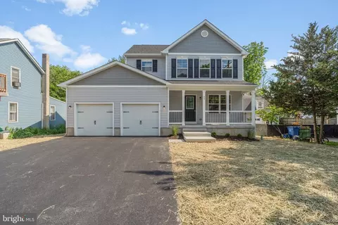 69 Main St, Bridgeport, NJ 08014