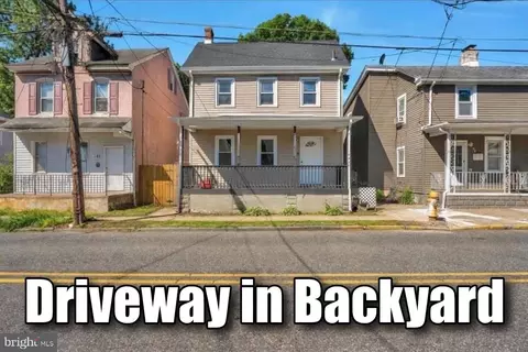 61 E Barber Ave, Woodbury, NJ 08096