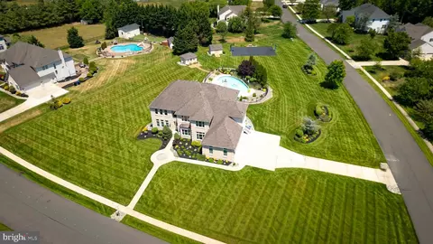 114 Preakness Dr, Mullica Hill, NJ 08062
