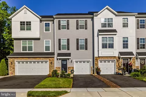 93 Aviary Rd, West Deptford, NJ 08086