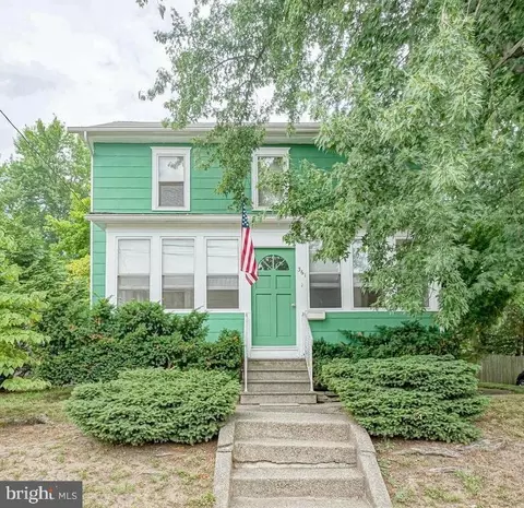 361 N Democrat Rd, Gibbstown, NJ 08027