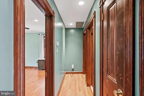 Entry Way - 160 Pitman Ave, Pitman, NJ 08071 photo 8 of 10