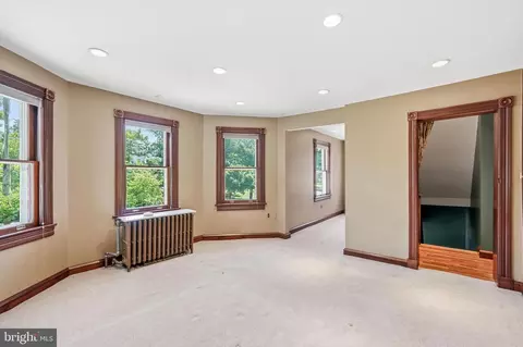 Living - 160 Pitman Ave, Pitman, NJ 08071 photo 7 of 7
