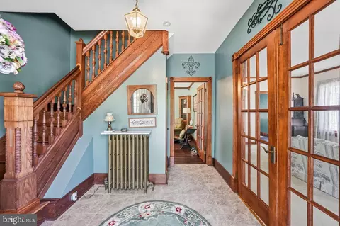 Entry Way - 160 Pitman Ave, Pitman, NJ 08071 photo 4 of 10