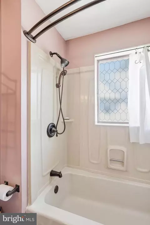 Bath - 160 Pitman Ave, Pitman, NJ 08071 photo 3 of 3