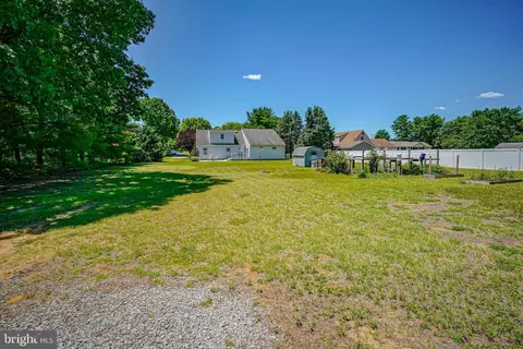 Exterior - 156 E Wolfert Station Rd, Mickleton, NJ 08056 photo 11 of 13