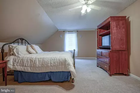 Bedroom - 156 E Wolfert Station Rd, Mickleton, NJ 08056 photo 2 of 3