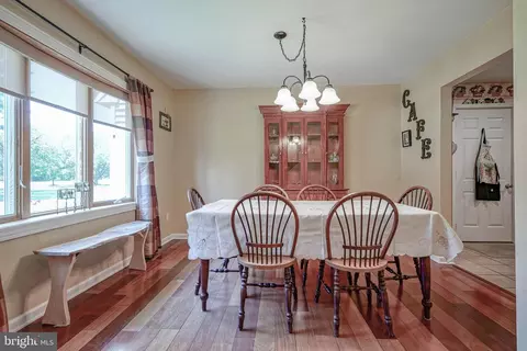 Dining - 156 E Wolfert Station Rd, Mickleton, NJ 08056 photo 1 of 2