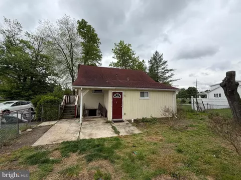 1039 Clayton Rd, Williamstown, NJ 08094