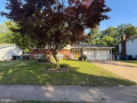 47 Bryant Rd, Blackwood, NJ 08012