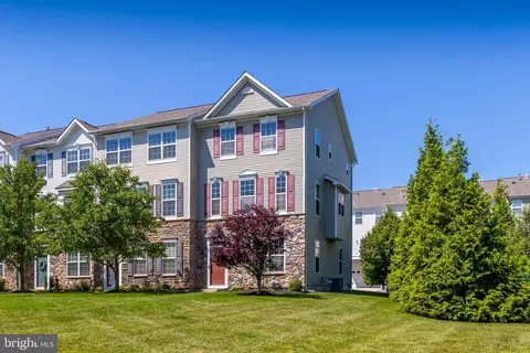 460 Aura Rd, Glassboro, NJ 08028