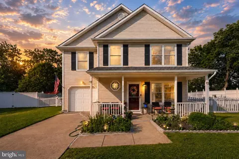219 Stirrup Rd, Swedesboro, NJ 08085