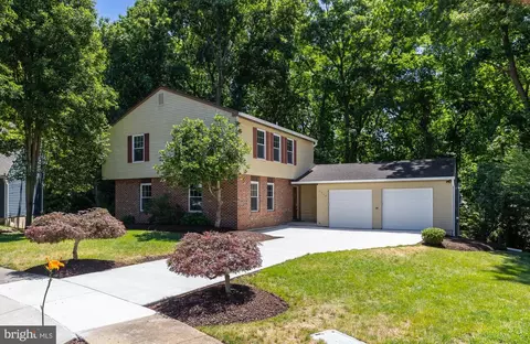 1739 Paine Ct, Blackwood, NJ 08012