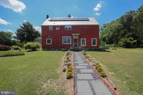 201 Railroad Ave, Franklinville, NJ 08322