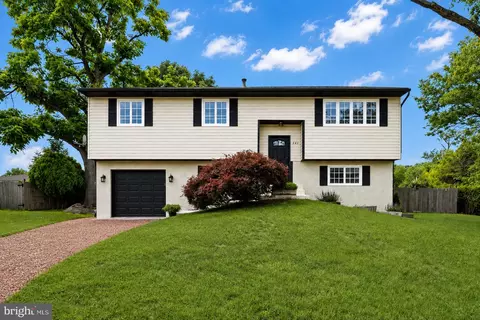841 Chestnut Ave, Deptford, NJ 08096