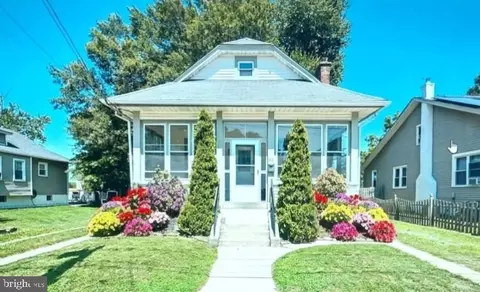311 Hazel Ave, Westville, NJ 08093