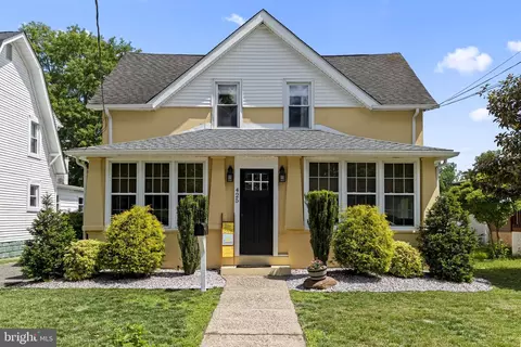 425 Florence Ave, Pitman, NJ 08071