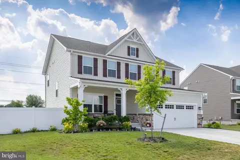 5 Presley Way, Williamstown, NJ 08094