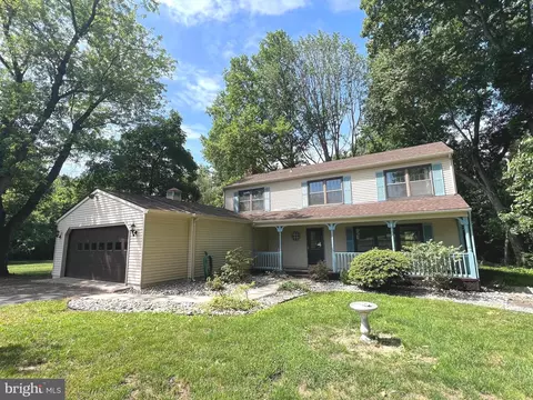 30 Independence Ct, Swedesboro, NJ 08085