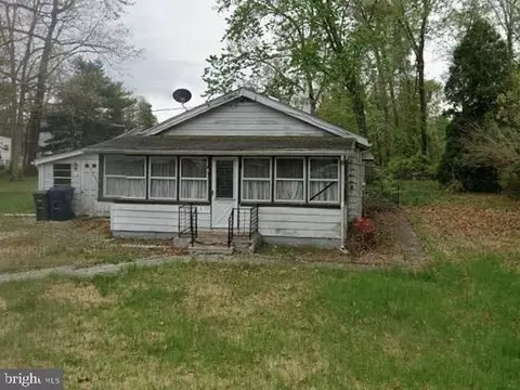3677 Sunset Ave, Williamstown, NJ 08094