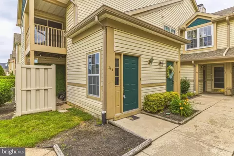 264 Steeplechase Ct, Woodbury, NJ 08096