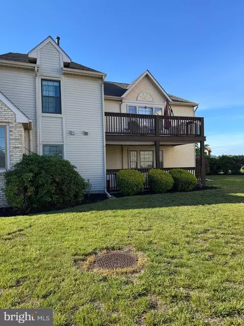 27 Harrogate Ct, Sewell, NJ 08080
