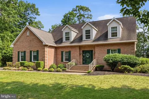 38 Deer Haven Dr, Mullica Hill, NJ 08062