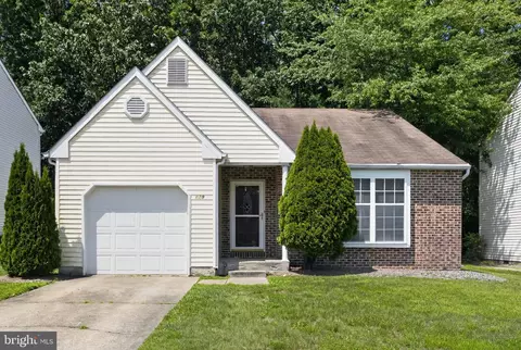 629 Panama Ct, Williamstown, NJ 08094