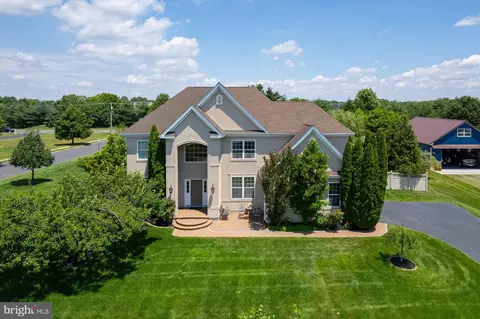 301 Long Meadow Dr, Mullica Hill, NJ 08062