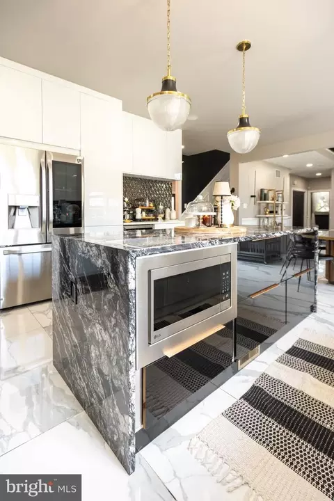 Kitchen - 710 Nicole Dr, Mickleton, NJ 08056 photo 3 of 3