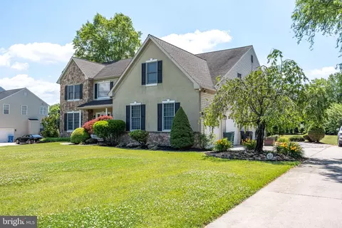 Exterior - 710 Nicole Dr, Mickleton, NJ 08056 photo 2 of 5