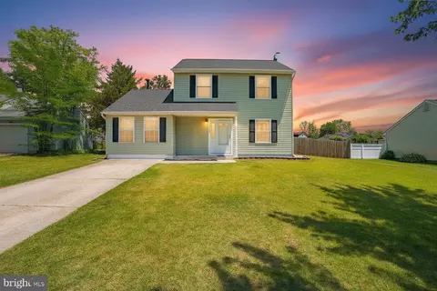 773 Richmond Dr, Sicklerville, NJ 08081
