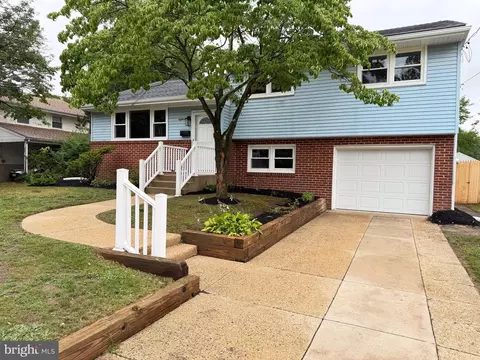 18 Nassau Ave, West Deptford, NJ 08096