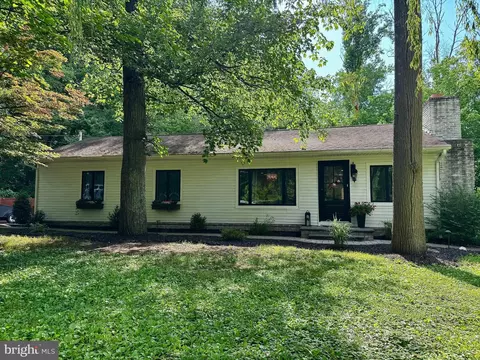 321 Tomlin Station Rd, Mullica Hill, NJ 08062