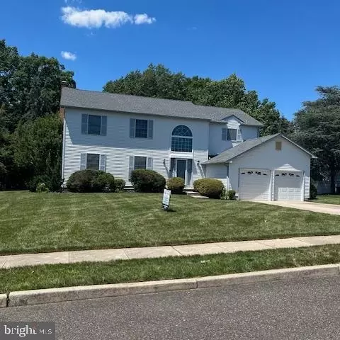 5 Thornfield Cir, Sewell, NJ 08080