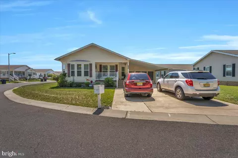 2003 Burlington Cir, Williamstown, NJ 08094